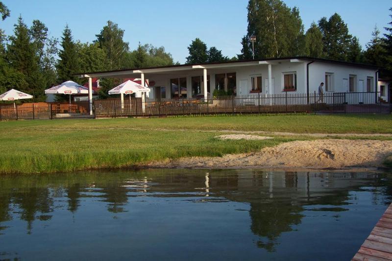 "Vanilla" Pokoje I Apartamenty Nad Brzegiem Jeziora Okuninka Esterno foto