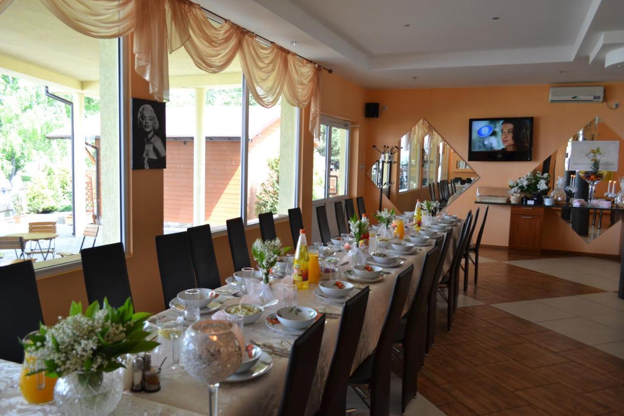 "Vanilla" Pokoje I Apartamenty Nad Brzegiem Jeziora Okuninka Esterno foto